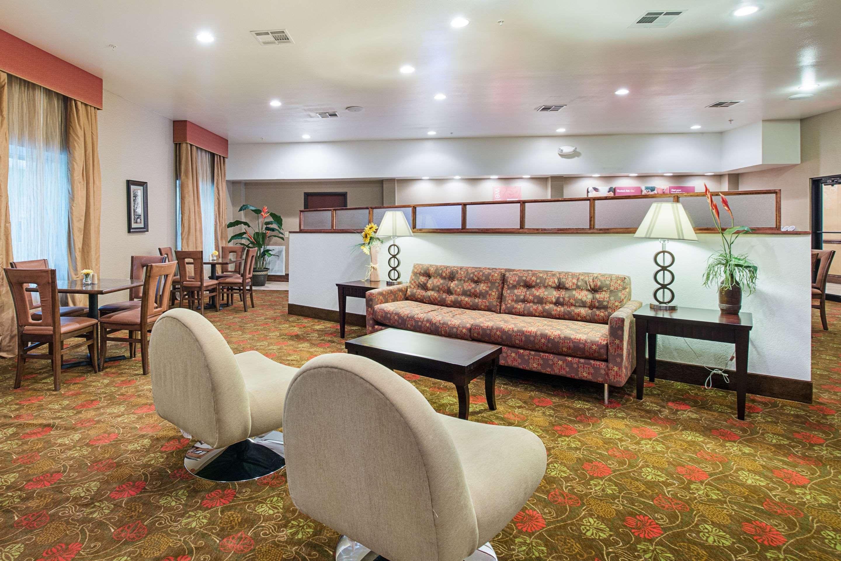 Comfort Suites Leesville Ngoại thất bức ảnh